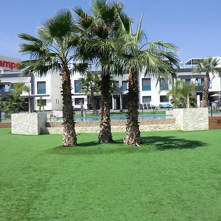 Casas Holiday - Oasis Beach Оріуела Екстер'єр фото